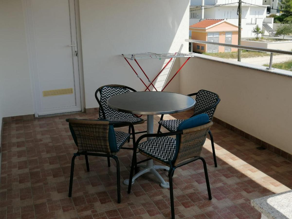 ורסי Apartments Ruzmarin מראה חיצוני תמונה